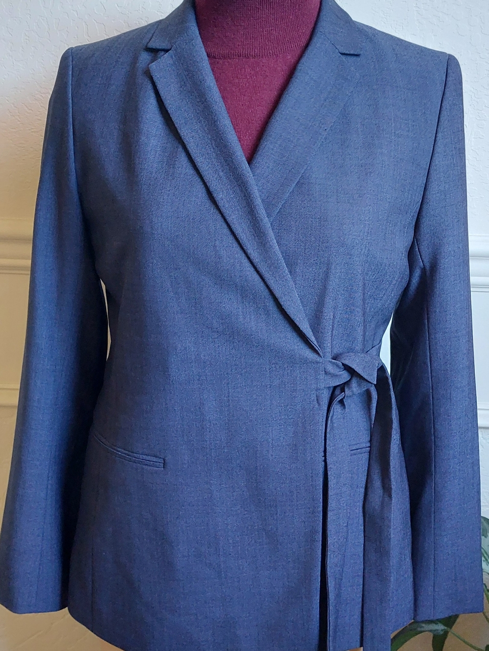 Nwt's Banana Republic Navy Wrap Lightweight Wool Blazer with Tie Waist